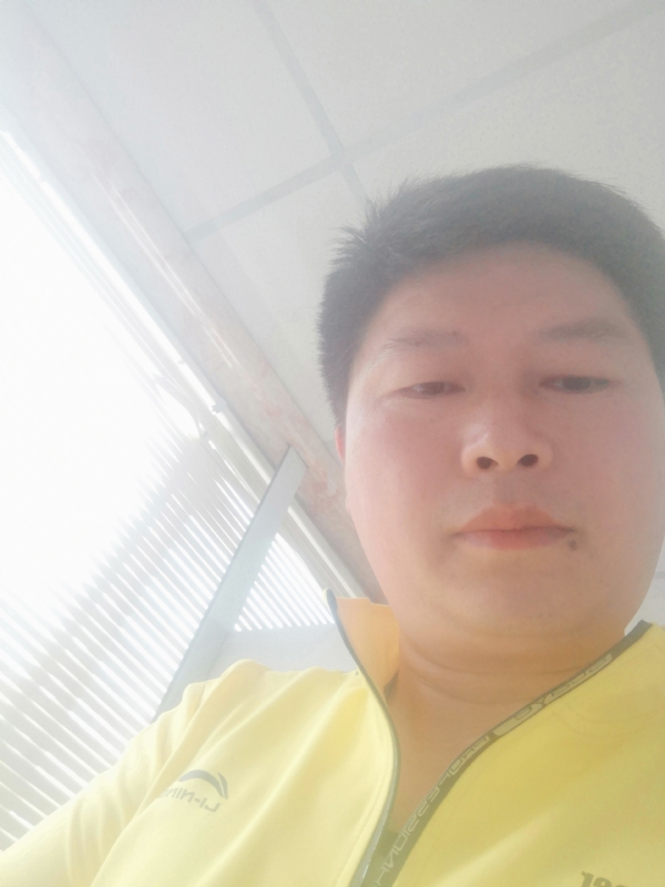 山男的第一张照片--苏州中老年相亲网
