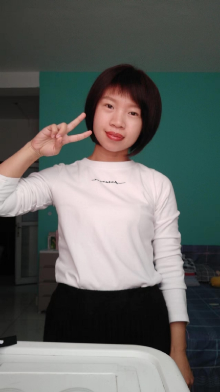 向日葵的第一张照片--苏州中老年相亲网