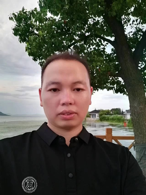 一起说晚安的第一张照片--苏州中老年相亲网